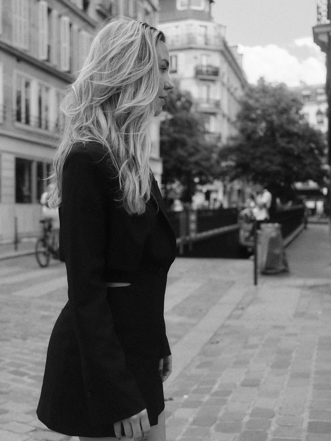Walking through Paris, black and white