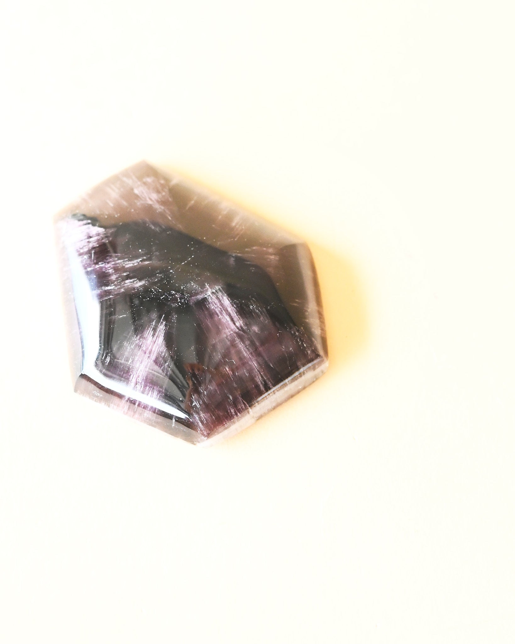 Trapiche amethyst slice, hexagonal geometry